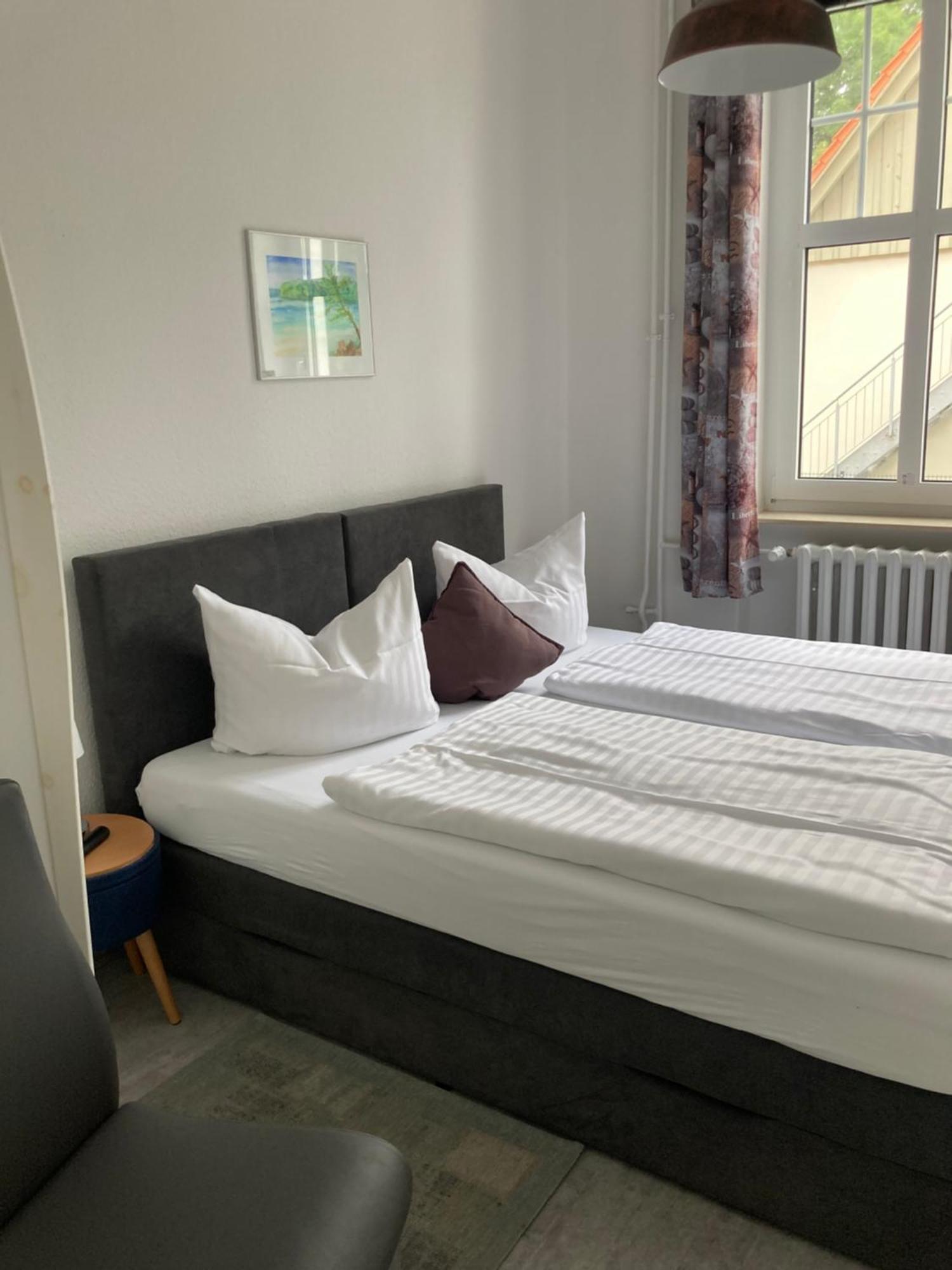 Aparthotel Haus Brandenburg à Stechlin Extérieur photo