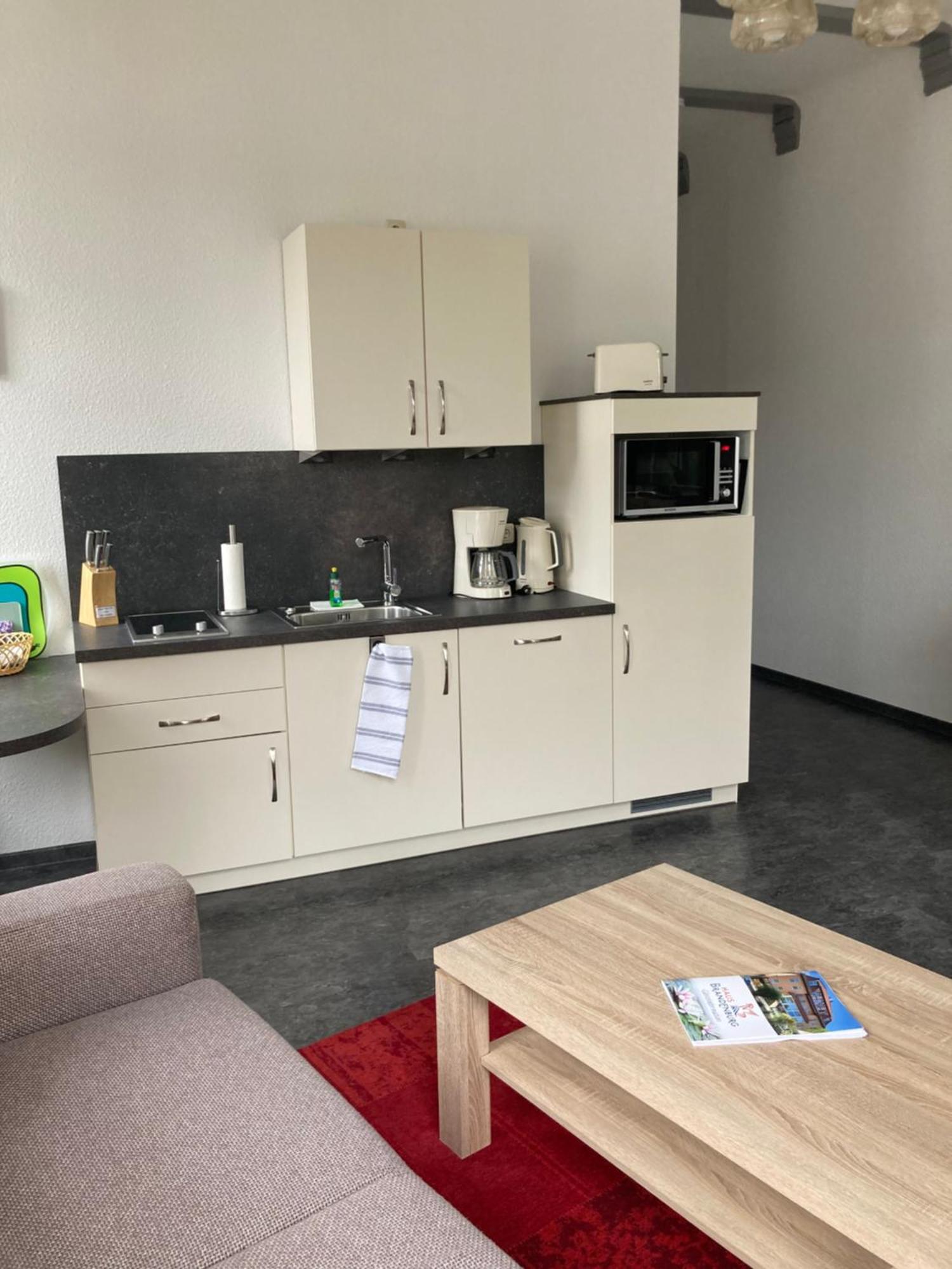 Aparthotel Haus Brandenburg à Stechlin Extérieur photo
